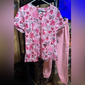 Koi Basic jogger scrub set